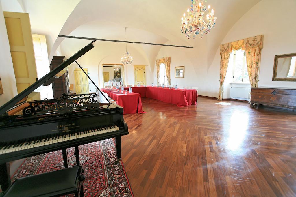Castello Rosso Hotel Costigliole Saluzzo Luaran gambar