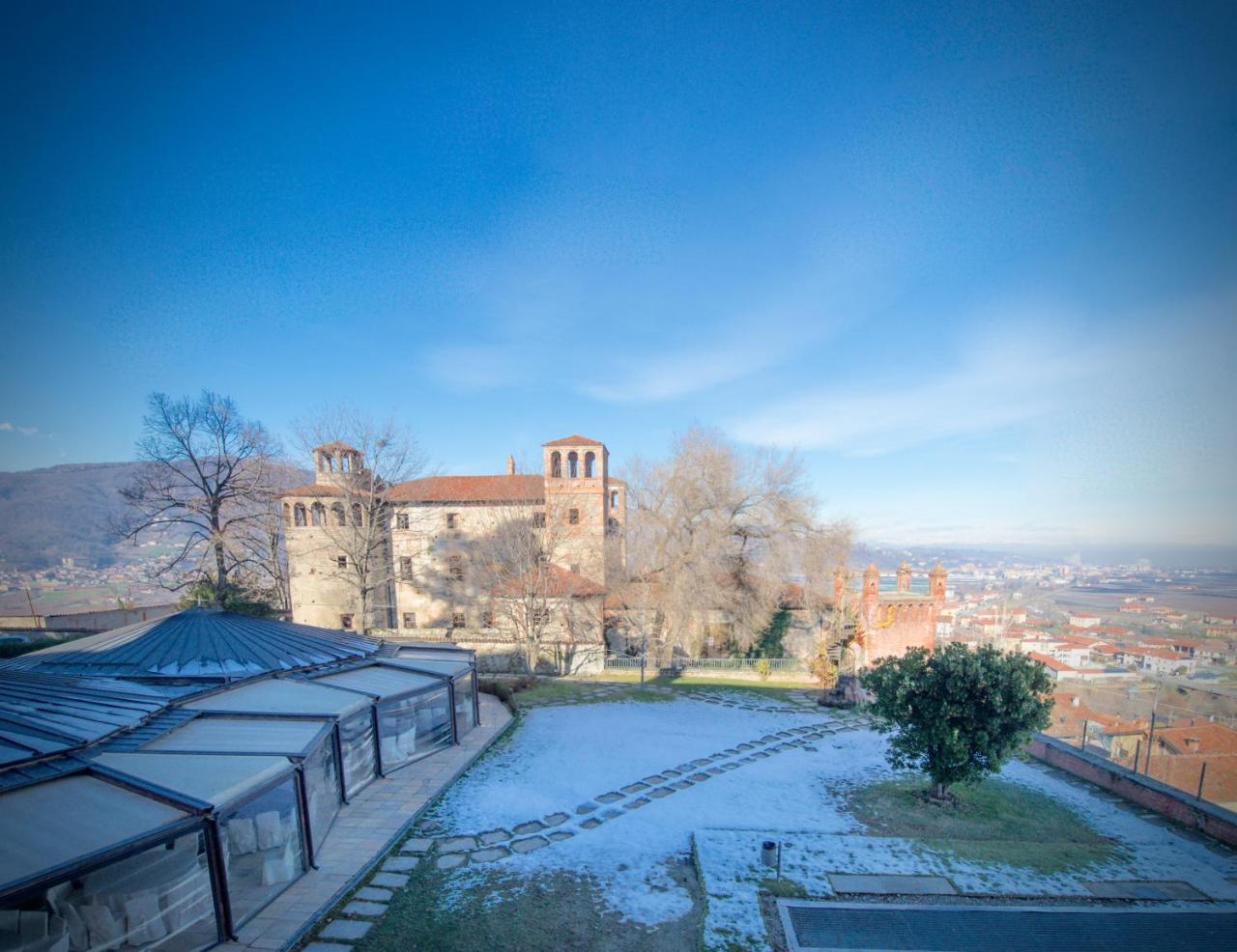 Castello Rosso Hotel Costigliole Saluzzo Luaran gambar