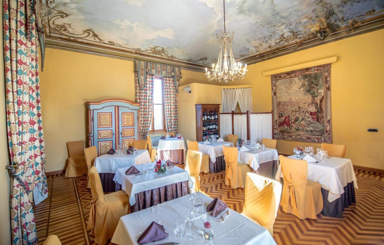 Castello Rosso Hotel Costigliole Saluzzo Luaran gambar