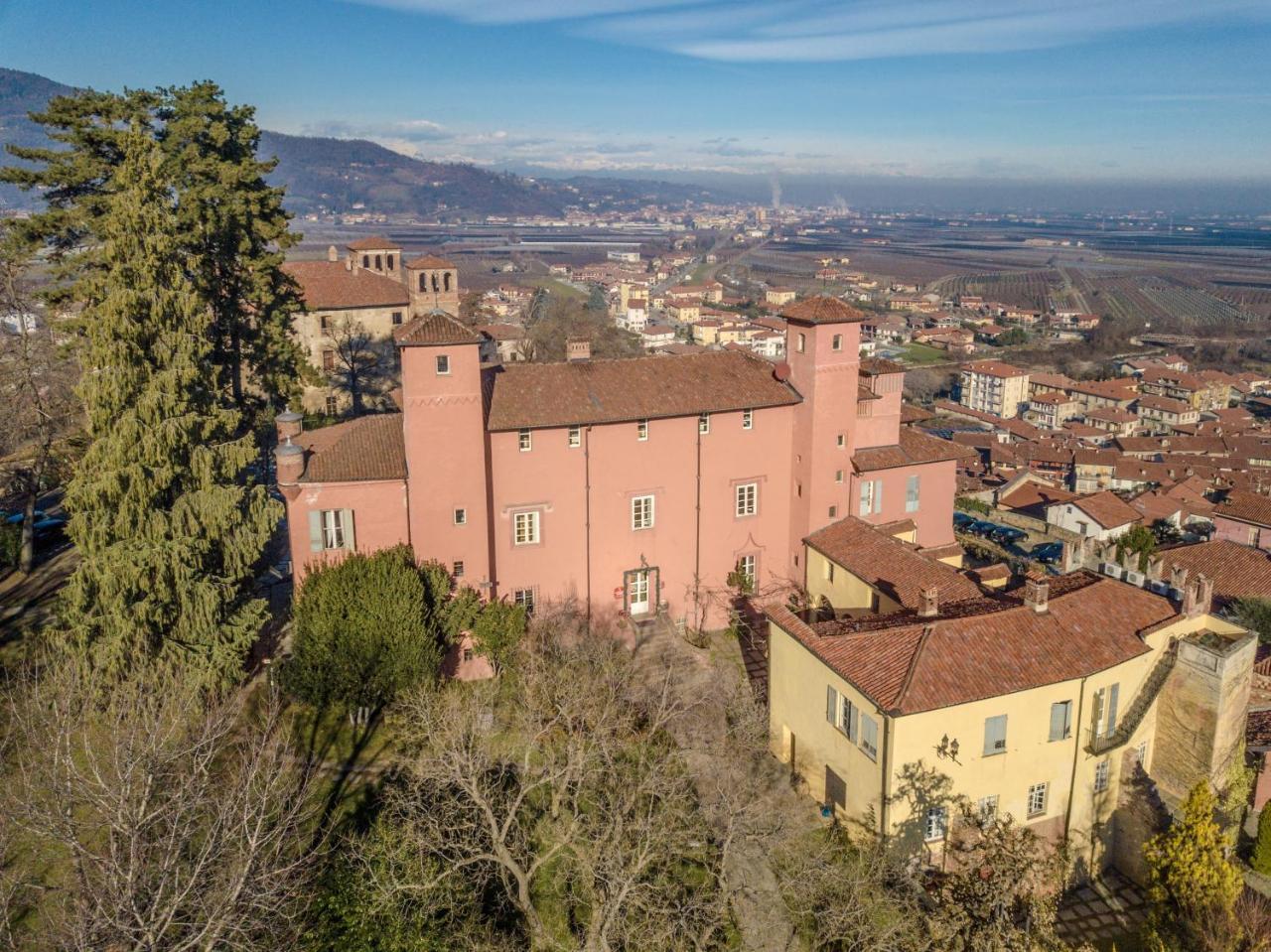 Castello Rosso Hotel Costigliole Saluzzo Luaran gambar